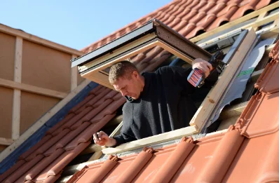 Pose de fenêtres de toit Velux à Outrepont